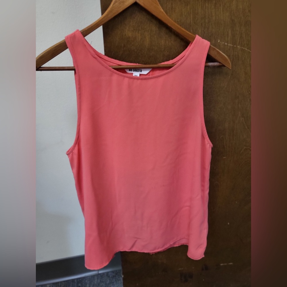 Women’s Peach/Orange/Pink Blouse Size XS
